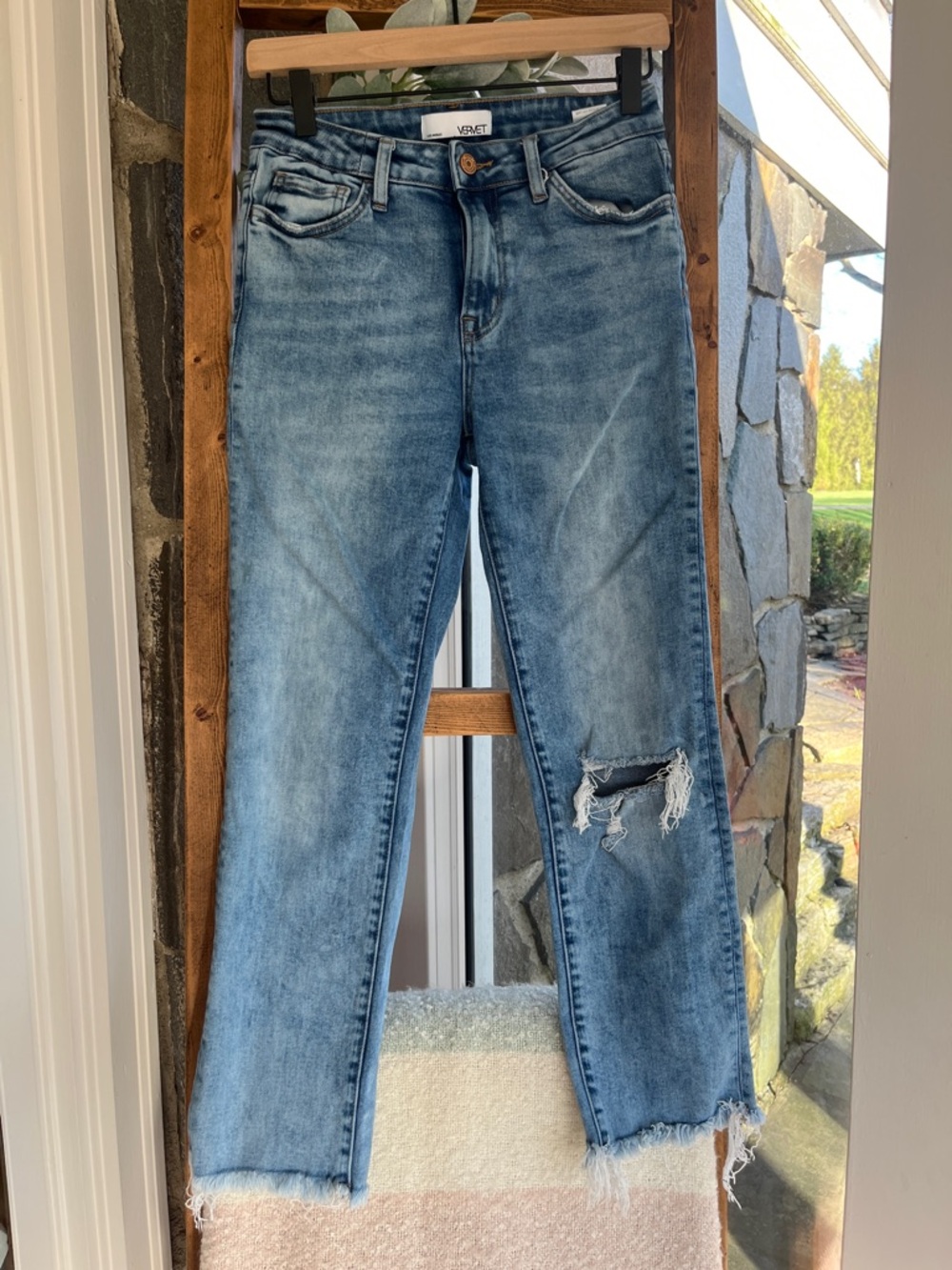 VERVET  Light Blue Straight Leg Jeans with Knee Distress